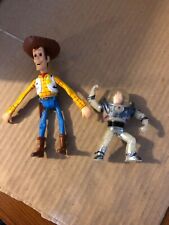Figura de figuras de Disney Pixar de Toy Story Woody y Buzz Lightyear segunda mano  Embacar hacia Argentina