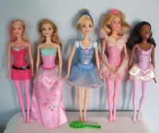 5 bailarinas de Barbie con disfraces y accesorios de baile segunda mano  Embacar hacia Mexico