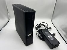 Sistema Microsoft Xbox 360 S testado preto 4 GB 1439 W cabo de fonte de alimentação original comprar usado  Enviando para Brazil