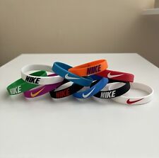 Paquete de 10 pulseras de silicona Nike segunda mano  Embacar hacia Argentina