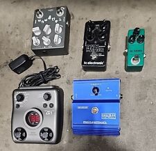 Used guitar effects for sale  Saint Petersburg