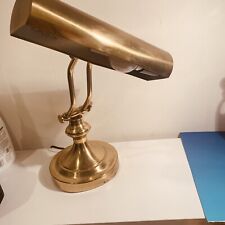 Lámpara de mesa oficina ministerio latón volantes estilo mancha inglesa. De colección segunda mano  Embacar hacia Argentina