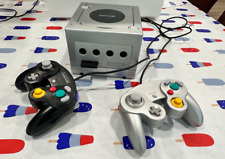 Paquete de consola GameCube plateado DOL-101 sistema Nintendo fabricante de equipos originales 2 controladores probados segunda mano  Embacar hacia Argentina