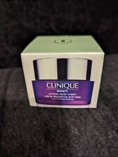 Clinique smart clinical for sale  ROMFORD