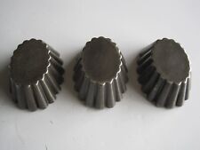 Set of three small vintage fluted baking tins 3" x 2 1/8" x 1 1/.8", used for sale  Shipping to South Africa