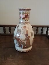 Vase motifs egyptiens d'occasion  Châtellerault