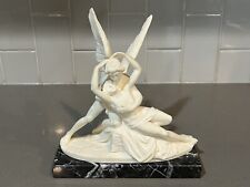 Usado, G Ruggeri Alabastro Esculpido Italiano Cupido y Psique Estatua sobre Base de Mármol segunda mano  Embacar hacia Argentina