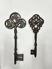 Two Large Cast Iron Rustic Vintage Style Skeleton Key Wall Decor, used for sale  Shipping to South Africa