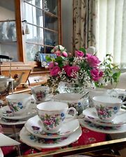 roslyn fine bone china minuet part tea set. 15 Pieces.  for sale  Shipping to South Africa