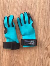 Water sports gloves for sale  PRESTEIGNE