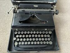 Royal portable typewriter for sale  Shipping to Ireland