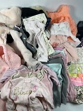 Usado, Lote misto de 3 a 6 meses de roupas de bebê menina vestidos calças One Carters Osh Disney comprar usado  Enviando para Brazil