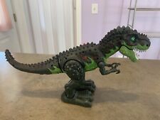 Luzes de caminhada rugindo verde T - REX brinquedo de ação tiranossauro 11” A x 19” L comprar usado  Enviando para Brazil