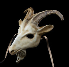 Venetian mask goat d'occasion  Expédié en Belgium
