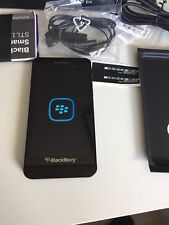 Smartfon BlackBerry Z10 16GB czarny (bez simlocka) w idealnym stanie!!! na sprzedaż  Wysyłka do Poland