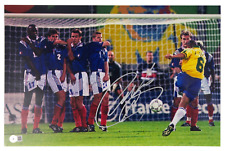 Usado, Impressão artística de parede assinada por Roberto Carlos famosa futebol chute livre - Certificado de autenticidade Beckett comprar usado  Enviando para Brazil