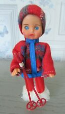Figurine poupée skieuse d'occasion  Argenton-sur-Creuse