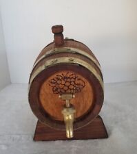 Vintage Wine Barrel Latão de madeira com Stand Wine Design Made South Africa Display comprar usado  Enviando para Brazil