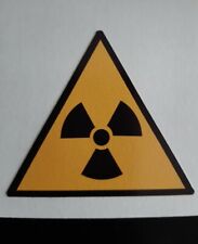 Autocollant danger radioactif d'occasion  Orsay