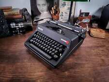 BLACK OLYMPIA SM -professionally serviced typewriter, maquina de escribir comprar usado  Enviando para Brazil