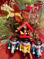 Lote 5 decoraciones caprichosas de madera para árboles de Navidad: cascanueces/caballo/ángel/árbol segunda mano  Embacar hacia Argentina