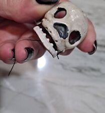 Broche de lapela mecânico antigo vintage miniatura dia dos mortos crânio de argila  comprar usado  Enviando para Brazil