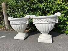 Pair small urns for sale  Shipping to Ireland