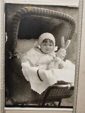 Foto antiga criança assustadora boneca de Páscoa carrinho fotografia imagem comprar usado  Enviando para Brazil