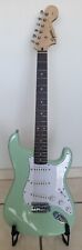 Guitarra elétrica Squier Affinity Series Stratocaster - Verde surf + extras, usado comprar usado  Enviando para Brazil