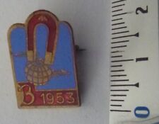 Insigne boutonniere 1953 d'occasion  France