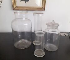 Antichi contenitori vetro usato  Trieste