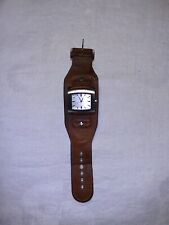 Relógio Guess Vintage Genuíno 2" Pulseira de Couro Face Quadrada Ajusta-se a 8" comprar usado  Enviando para Brazil