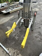 Sumner material lift for sale  HOLMFIRTH