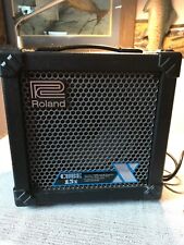 Amplificador de guitarra ROLAND portátil CUBE-15X AC117 V-50/60 HZ 4 SONS CHEFES comprar usado  Enviando para Brazil