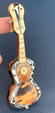 Guitarra Antigua Miniatura Madre Perla Cáscara y Decoración Bovina Algunas Pérdidas segunda mano  Embacar hacia Mexico