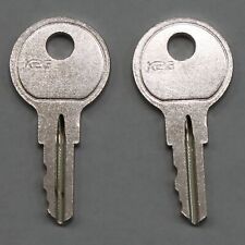 Cofre 2 chaves sentinela 1100/1150/1170 baús letras A/B/C/G/H/I/J/K/L/M/O/U/W/Z comprar usado  Enviando para Brazil