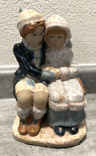 Estatueta Porcelana Artistica Levantina menino e menina no banco abraçando argila Espanha, usado comprar usado  Enviando para Brazil