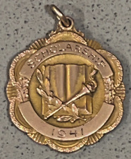 Pingente Vintage 1941 Scholarship Award; Folheado a Ouro; Prêmio PTA Educação comprar usado  Enviando para Brazil