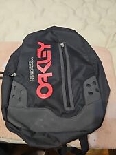 Bolsa mochila Oakley preta vermelha B1-B Grand Rapids optalmologia laptop leve comprar usado  Enviando para Brazil