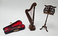 Instrumentos musicais vintage em miniatura para casa de bonecas - Harpa, violino, suporte de música comprar usado  Enviando para Brazil