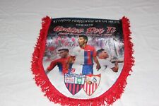 BANDERIN GRANDE HOMENAJE JOSE ANTONIO REYES EXTREMADURA U.D Y SEVILLA F.C segunda mano  Embacar hacia Argentina