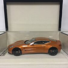 Tecnomodel 1/18 Milano Aston Martin One-77 in orange d'occasion  Expédié en Belgium