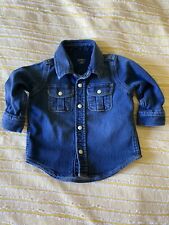 Camisa Baby Gap azul denim frontal tamanho 6-12 meses, usado comprar usado  Enviando para Brazil
