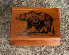 Caja de almacenamiento de cedro con oso pardo, con bisagras con inserto de exhibición de monedas segunda mano  Embacar hacia Argentina