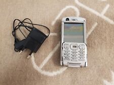 Sony Ericsson P990i - Premium srebrny (Odblokowany) Oryginalny W pełni działający na sprzedaż  Wysyłka do Poland