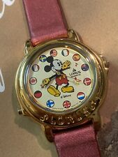 Orus Disney Mickey Mouse Musical Relógio Mundo Pequeno - EXCELENTE ESTADO comprar usado  Enviando para Brazil
