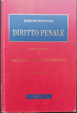 Diritto penale delitti usato  Milano