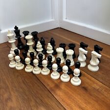 Piezas de ajedrez triple ponderadas Staunton de colores - DGT Faltan 1 piezas - Arte segunda mano  Embacar hacia Argentina