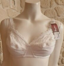 Soutien gorge blanc d'occasion  Courville-sur-Eure