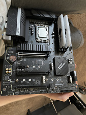 Usado, Procesador Intel Core i7-12700K con placa base MSI y 16 GB (8x2) de RAM RGB segunda mano  Embacar hacia Argentina